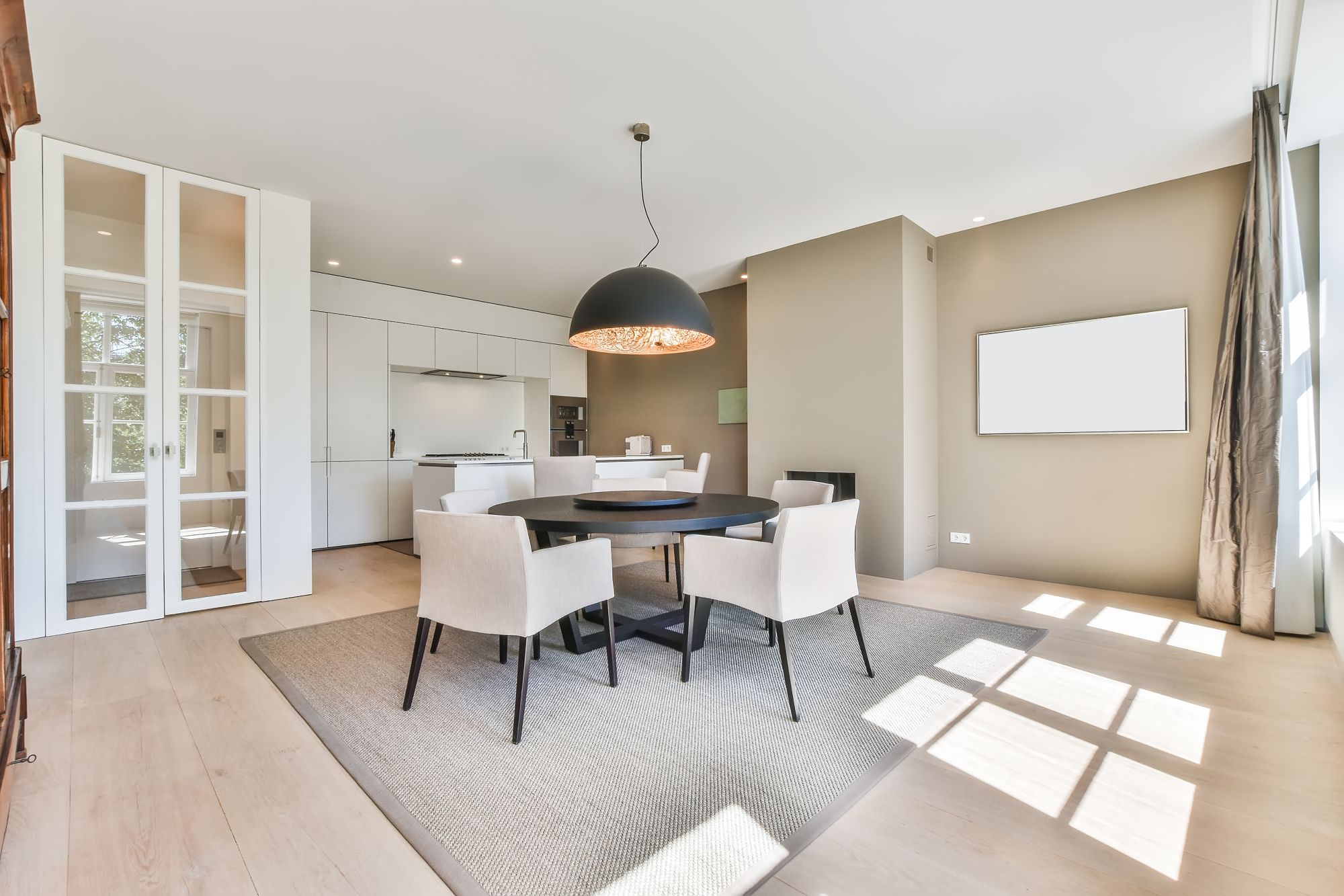 Le valoramos su inmueble de forma profesional.  en Benalmádena